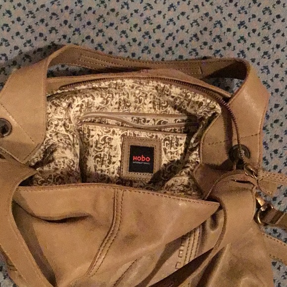 Purse - Picture 5 of 5